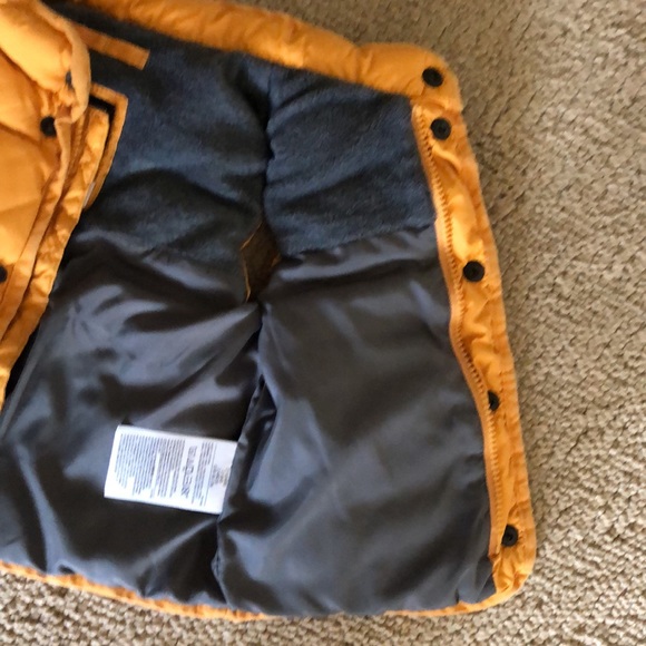 BABY GAP yellow unisex toddler puffy vest - Picture 5 of 16
